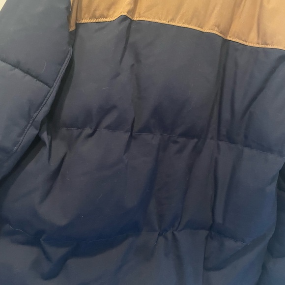 Like New - Levi’s QUILTED WOODSMAN PUFFER JACKET - Picture 3 of 4